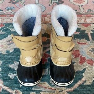 Sorel kids winter boots